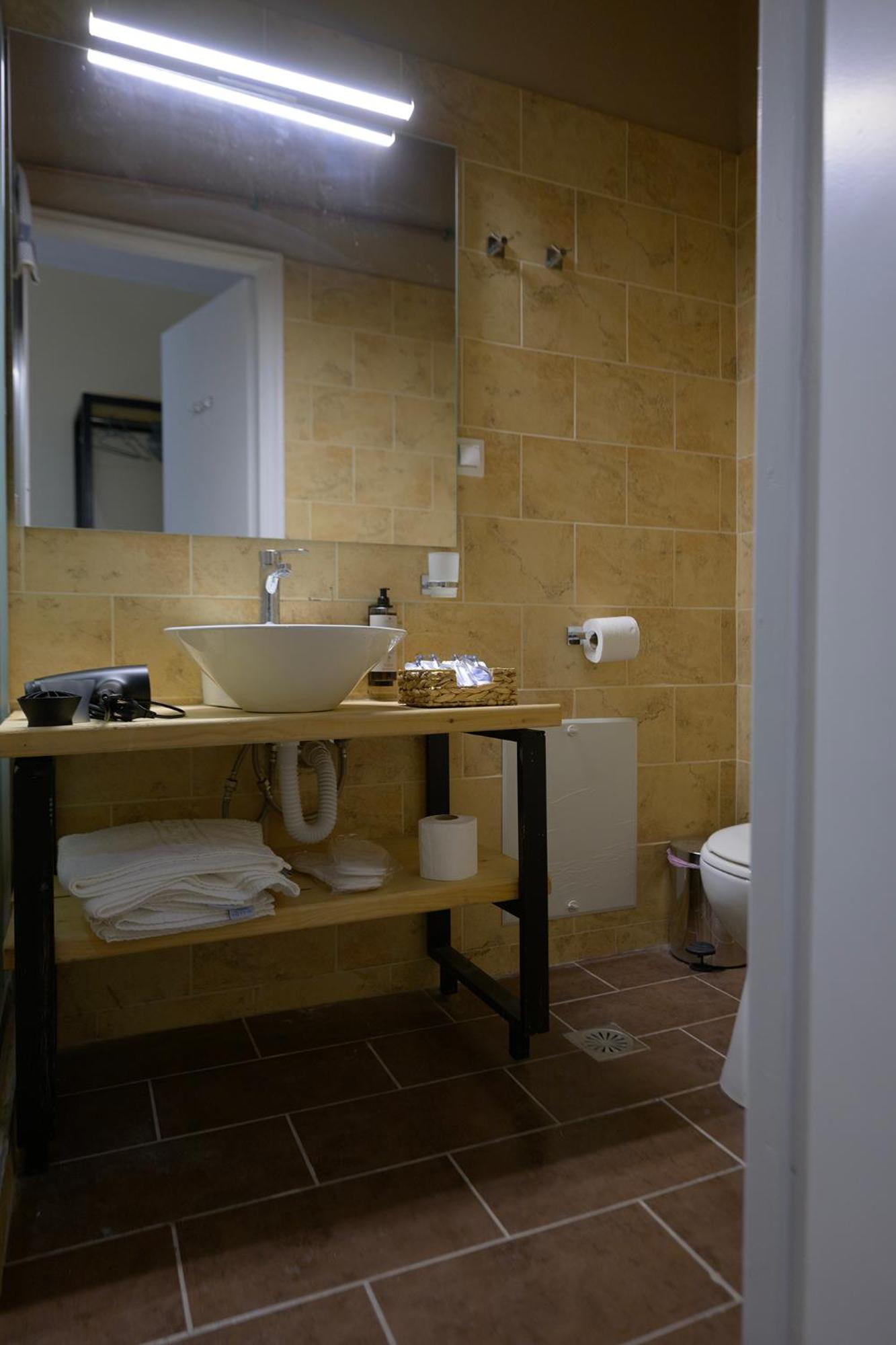 Alley Rooms Mytilíni 外观 照片