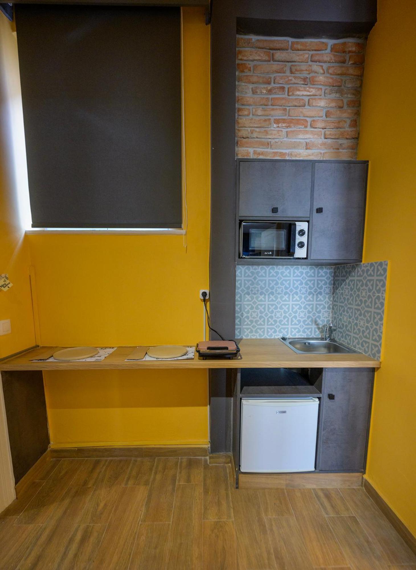 Alley Rooms Mytilíni 外观 照片